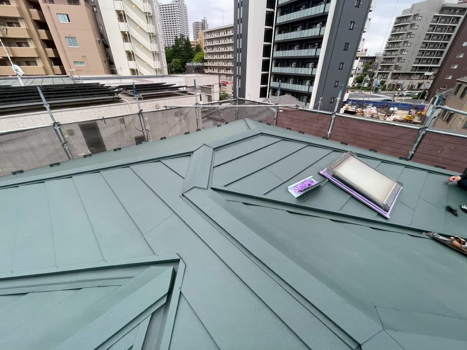 越谷市 O様邸　屋根カバー工事